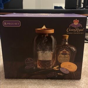 Crown Royal Whiskey Smoker Set